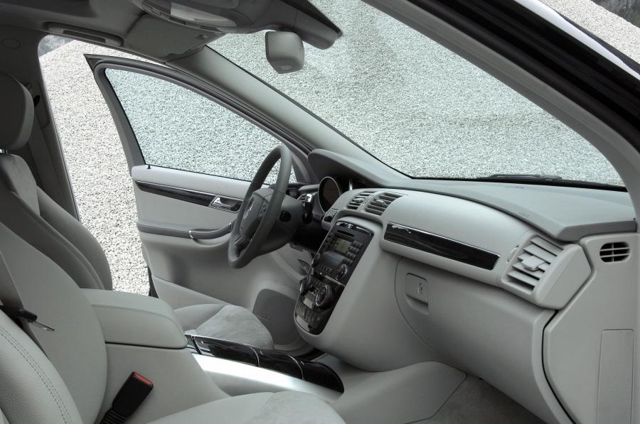  Mercedes-Benz R-Class 2006 года  (фото 36 из 331)